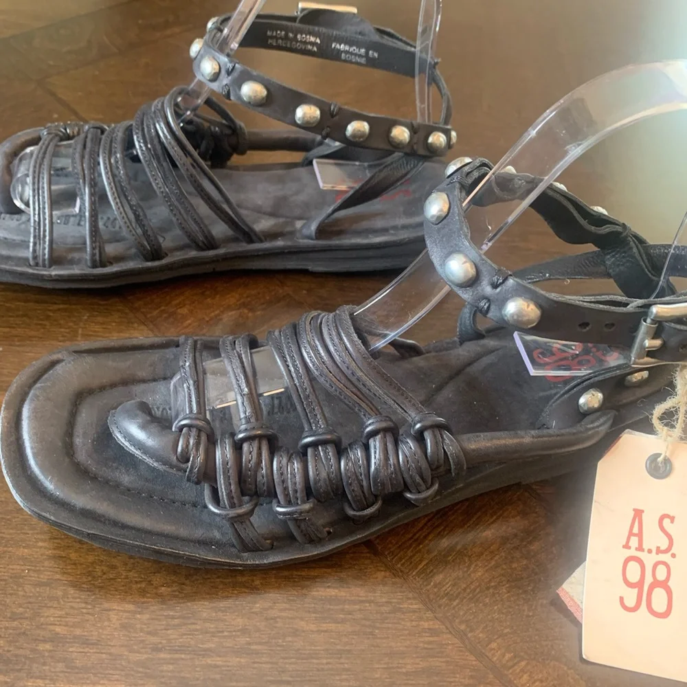 💫HP‼️💫 NWT A.S.98 - FREE PEOPLE Marin Strappy Sandals in Black/Silver, Size 8 - Picture 3 of 7